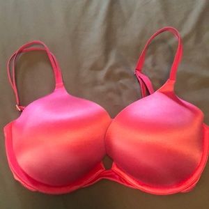 Victoria’s Secret pink push up bra